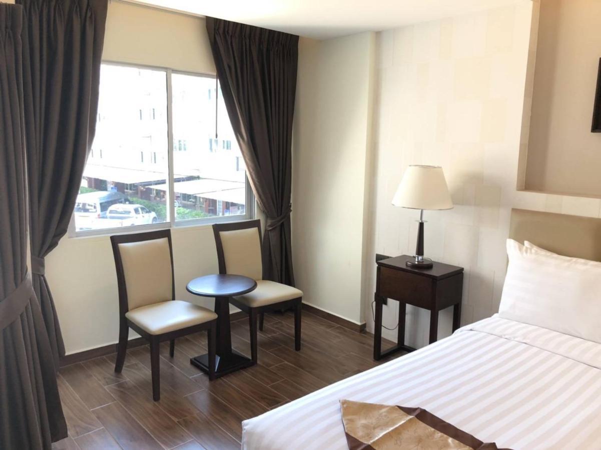 Suvarnabhumi Ville Airport Hotel Bangkok Zewnętrze zdjęcie